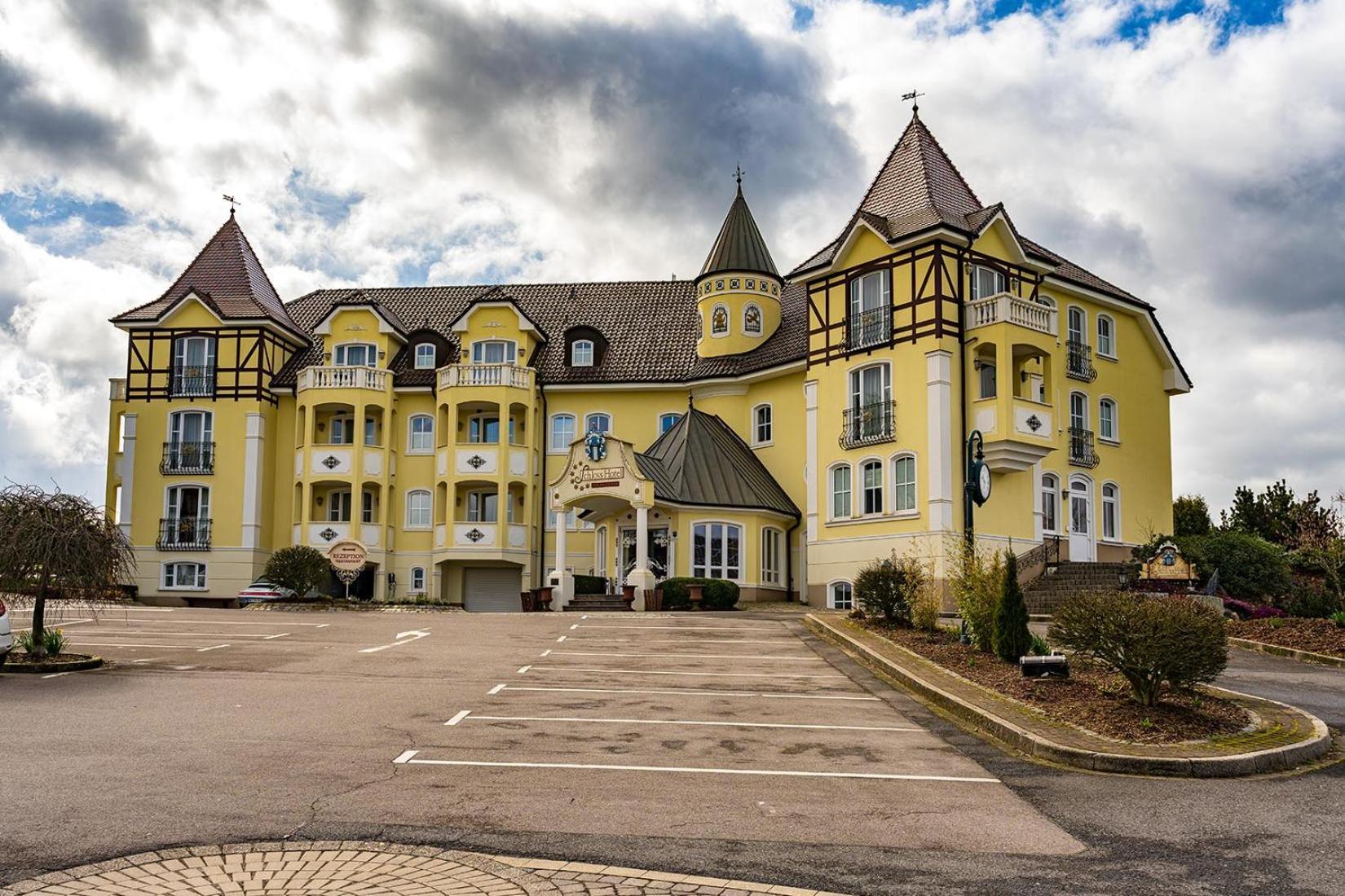 Nachrodt-Wiblingwerde Schloss Hotel Holzrichter מראה חיצוני תמונה