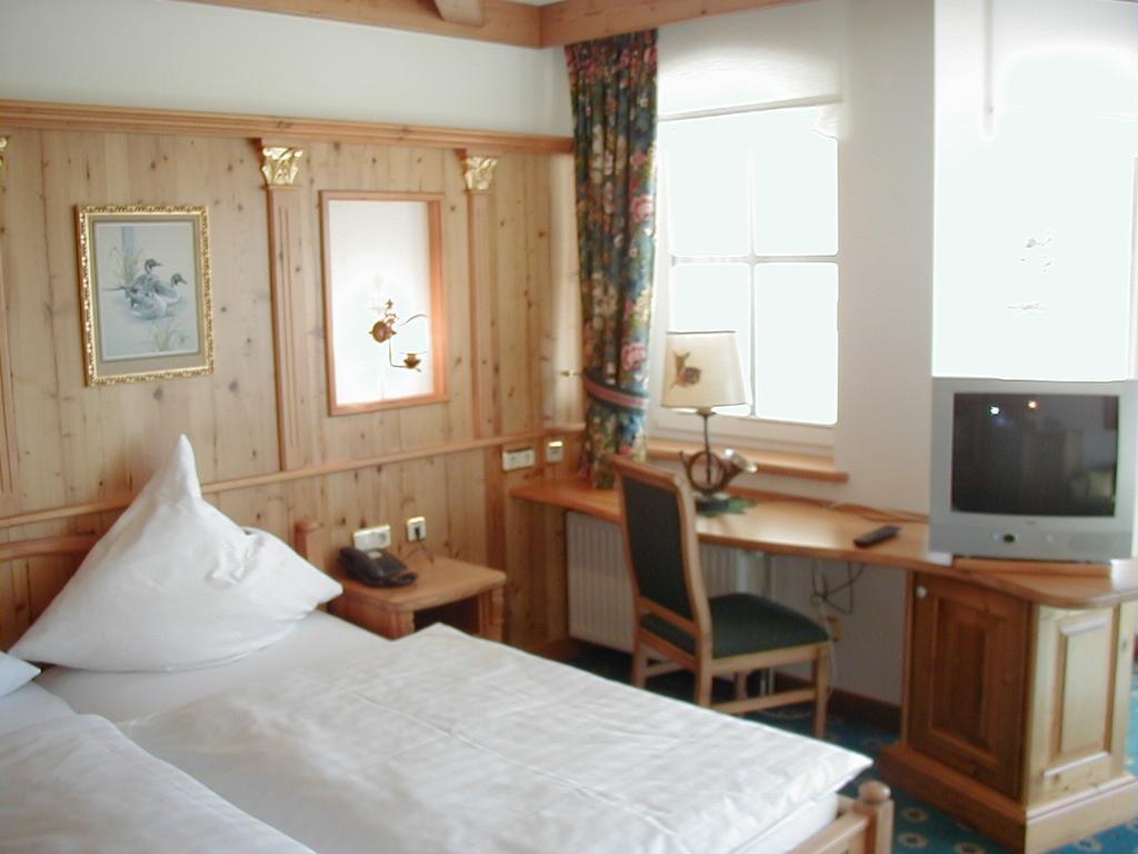 Nachrodt-Wiblingwerde Schloss Hotel Holzrichter חדר תמונה